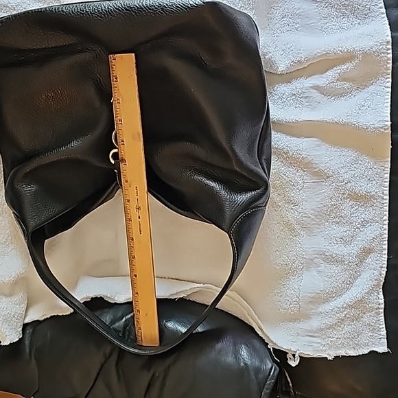 DOONEY AND BOURKE Vintage Logo Lock, black peeble leather, pre-owned, like NEW! - Picture 6 of 6